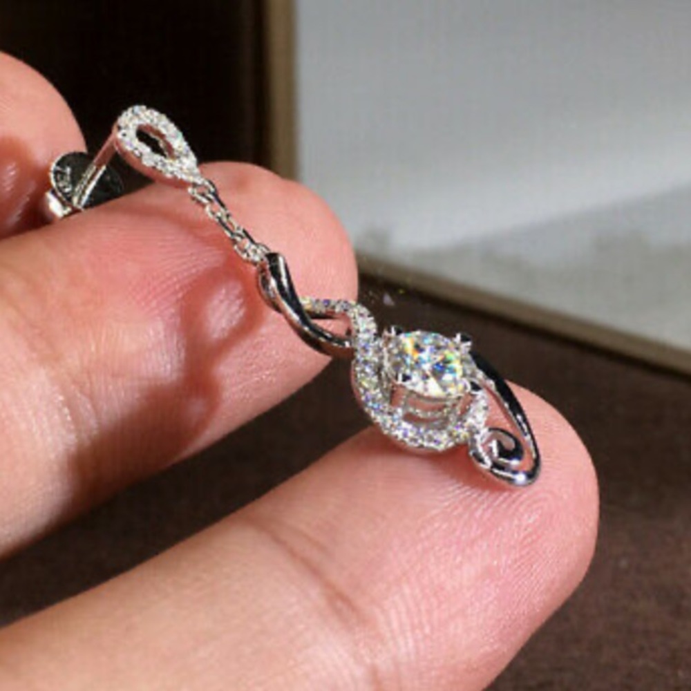 New 925 Sterling Silver Beautiful ๐ผ Earrings - Picture 2 of 6